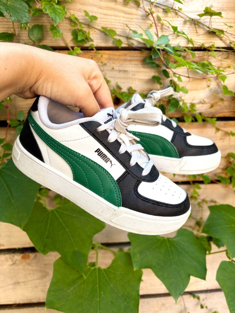 Puma Kids Caven 2.0 Grade School Low Shoes in Archive Green
